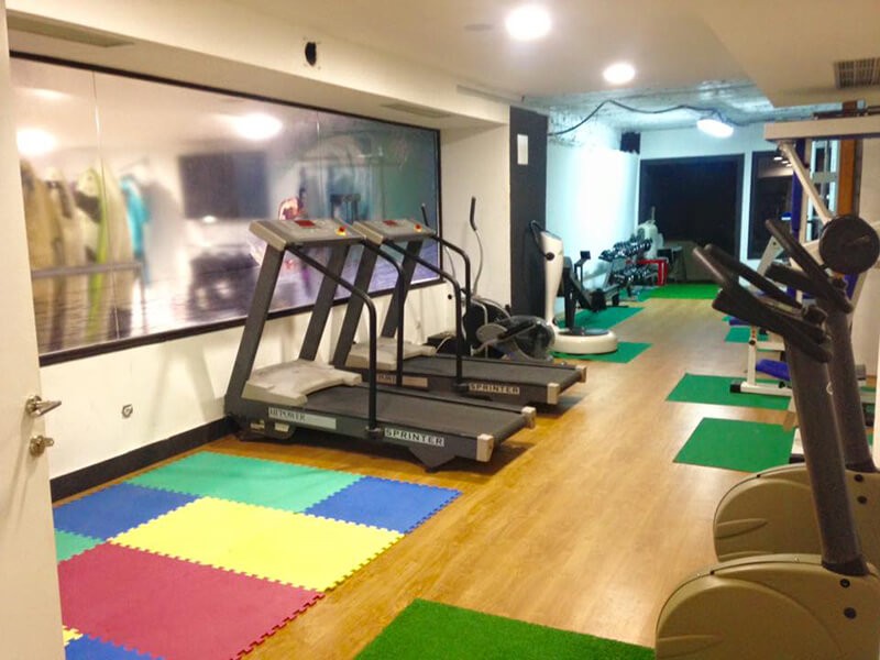 La Arena Surf Center