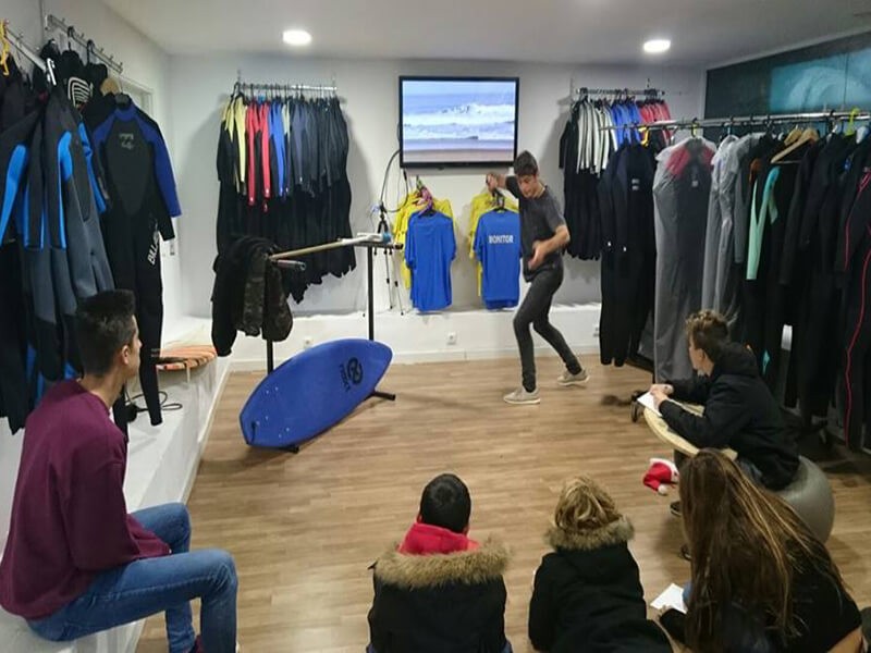 La Arena Surf Center