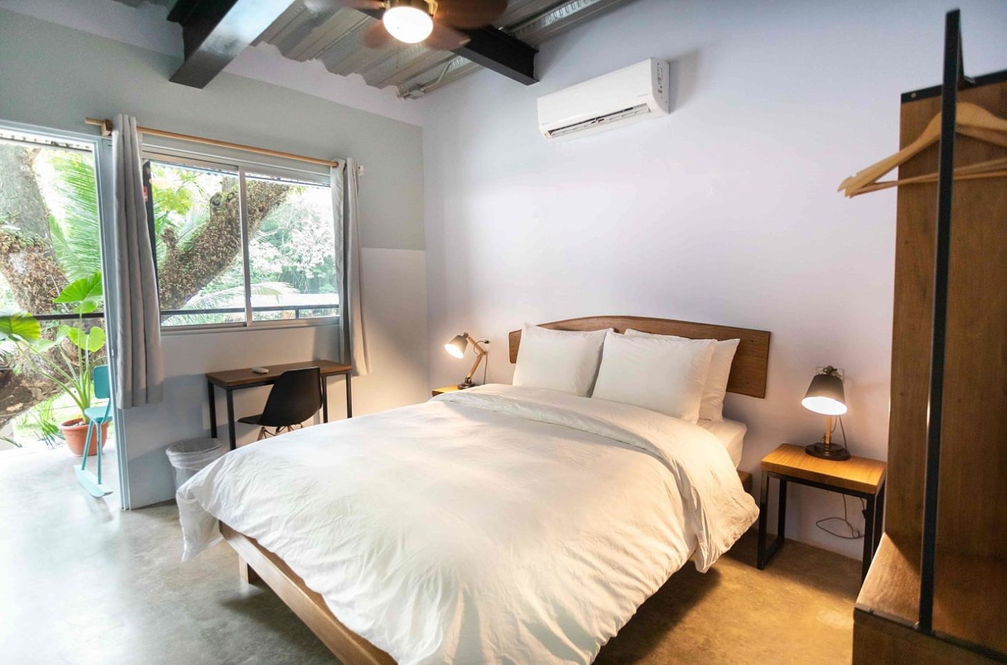 Selina Surf Club Santa Teresa North