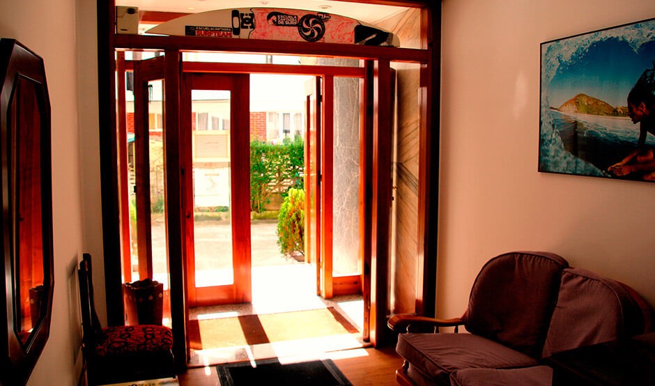 Escuela Cántabra De Surf