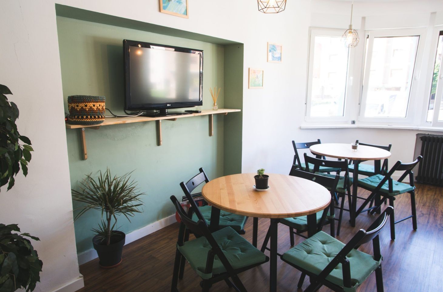 Luarca Skool Surf School