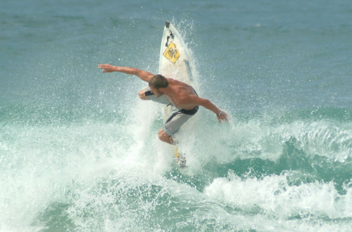 Hotzone Private Surfschool