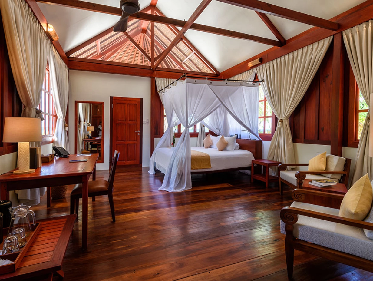 7-night Turtle Beach Bungalow with Guided Snorkelling (pp twin share)