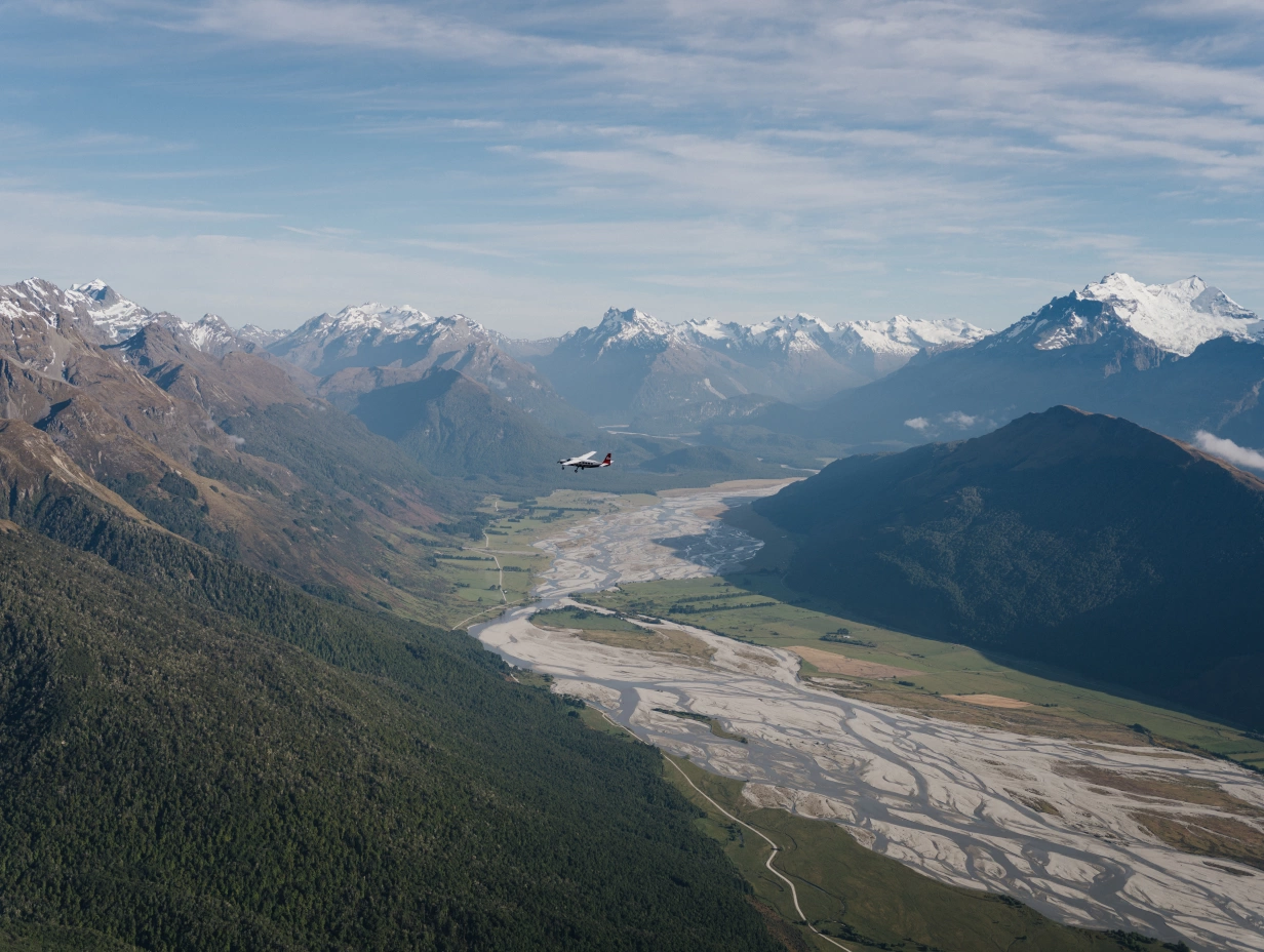 Milford Sound Scenic Flights - Fly Cruise Fly
