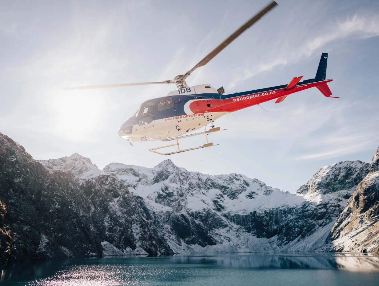The Helicopter Line - Milford Sound Discoverer