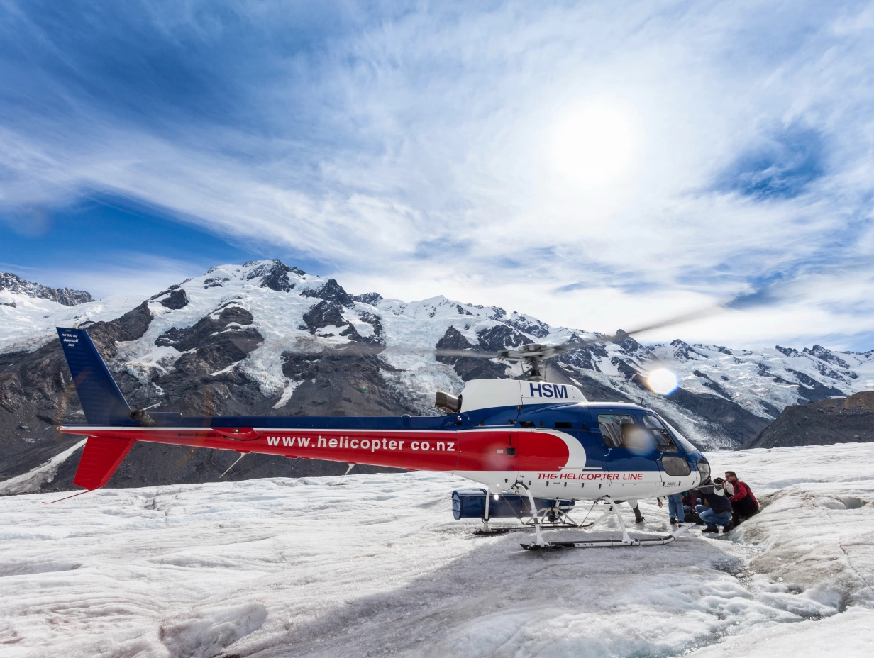 The Helicopter Line - Tasman Glacier Heli Hike