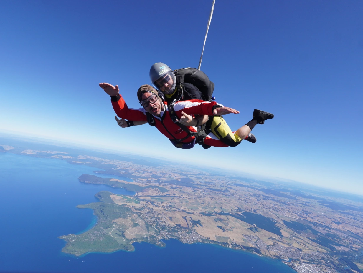 Taupo Tandem Sky Diving - 12,000ft Skydive