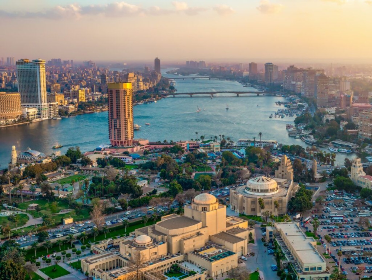 Pyramids & Egyptian Museum Tour