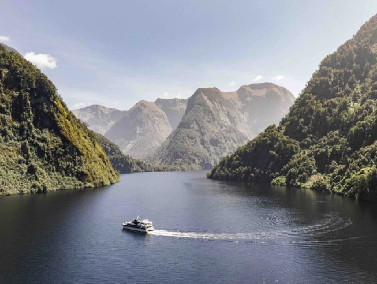 RealNZ - Doubtful Sound Wilderness Cruise from Manapouri