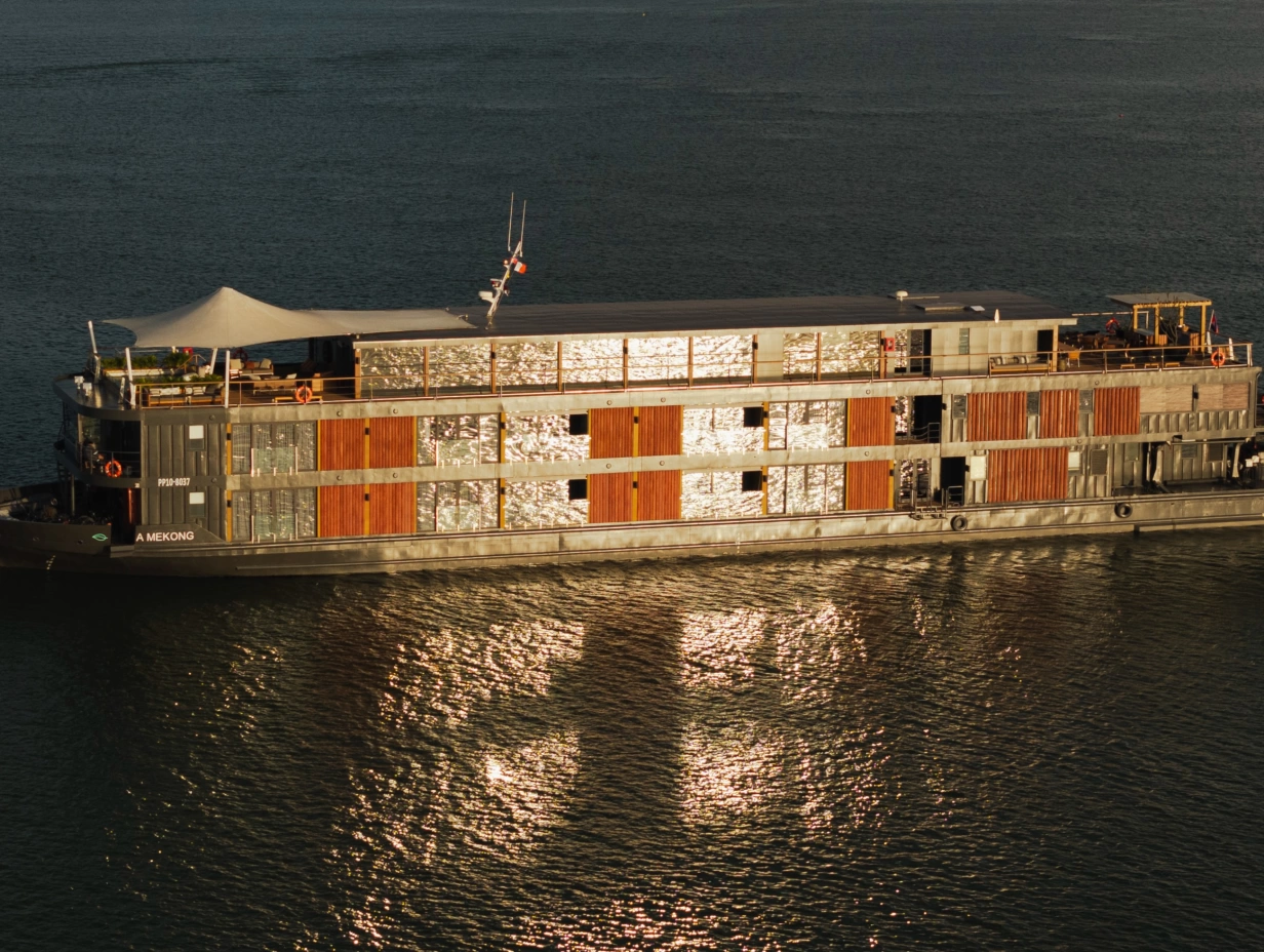 Aqua Mekong Explorer – 27 November Sailing